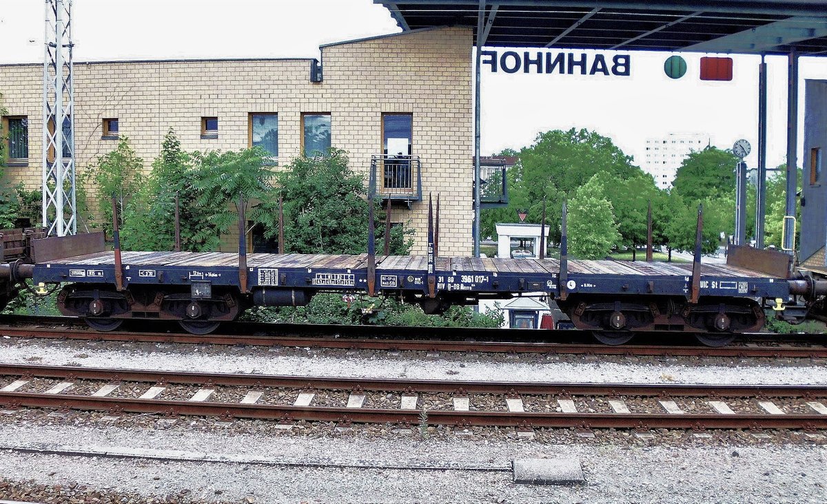 DB-Rmms 664 , Wagennummer 31 RIV 80 D-DB 3961 017-1; ebenfalls aufgenommen im Bf. Hennigsdorf b. Berlin, Wagenübergabe an Bombardier, 8.6.2019