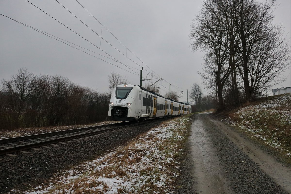 DB S-Bahn Rhein Neckar Siemens Mireo 463 561-1 am 03.01.21 in Hoffenheim als S5