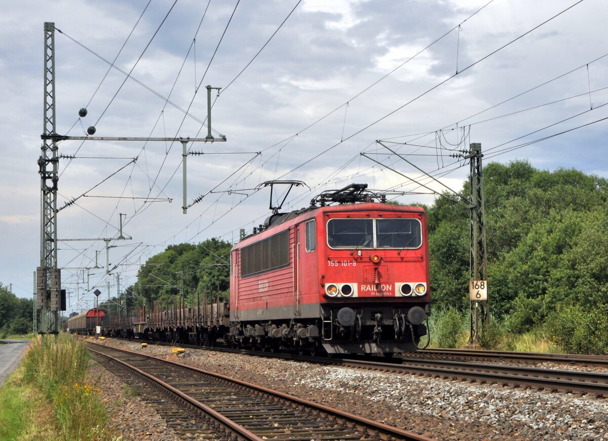 DB Schenker Rail 155 109 mit gemischtem Güterzug in Richtung Osnabrück (Diepholz, 07.07.2012). - Railion (Deutschland AG) war der vorherige Name der Schienengüterverkehrssparte der DB (01.09.2003 - 15.02.2009).