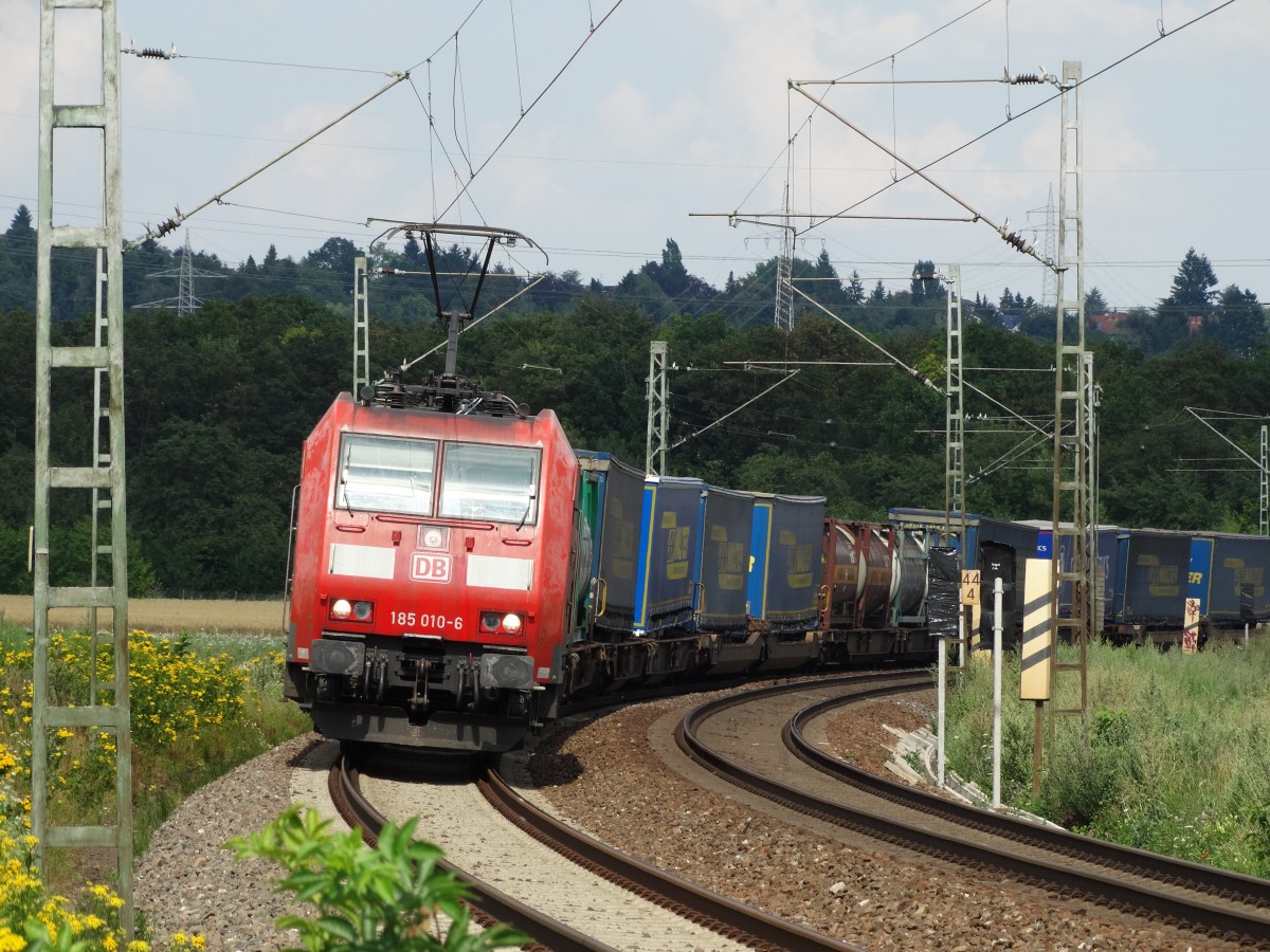 DB Schenker Rail 185 010-6 am 23.07.14 mit einen KLV bei Walluf 