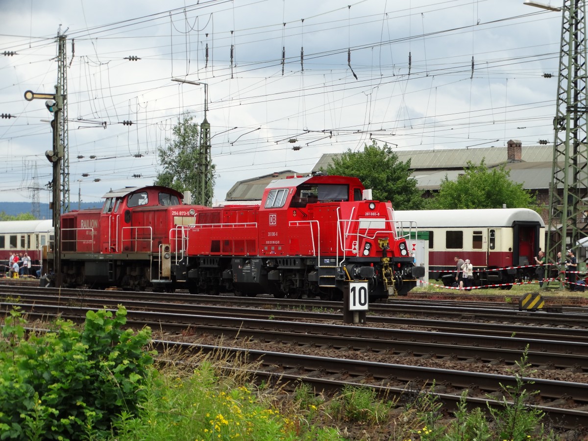 DB Schenker Rail 294 873-5 Rangiert mit 261 080-6 im Koblenz Lützel am 14.06.14