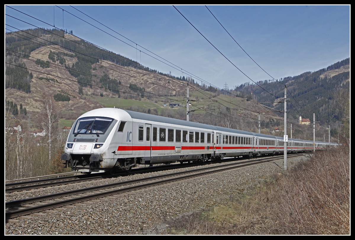 DB - Wendezug als EC216 bei Oberaich am 22.03.2019.