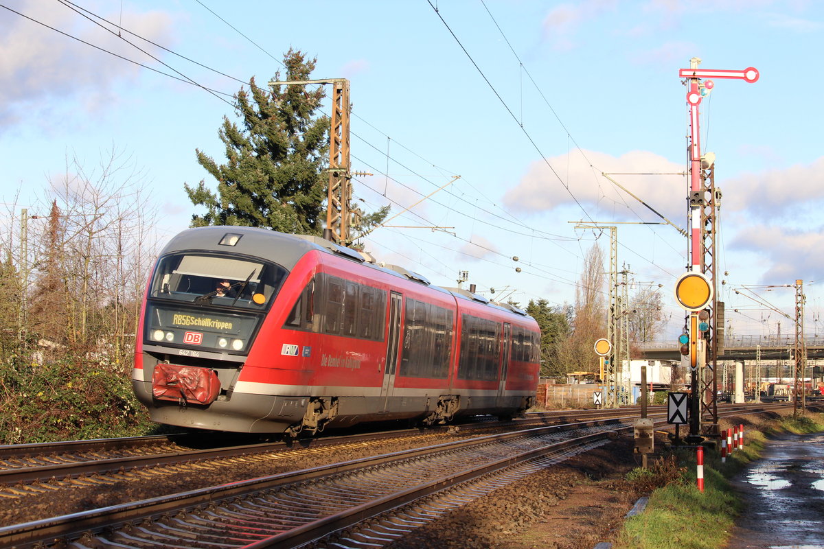 DB Westfrankenbahn 642 164 (Siemens Desiro Classic) bei Hanau HBF am 14. Dezember 2019