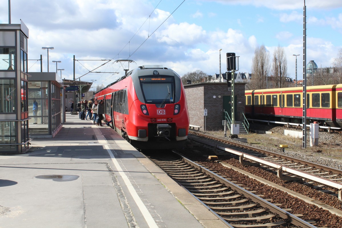 DBAG RE 7 (442 836) Berlin-Charlottenburg am 2. April 2015.