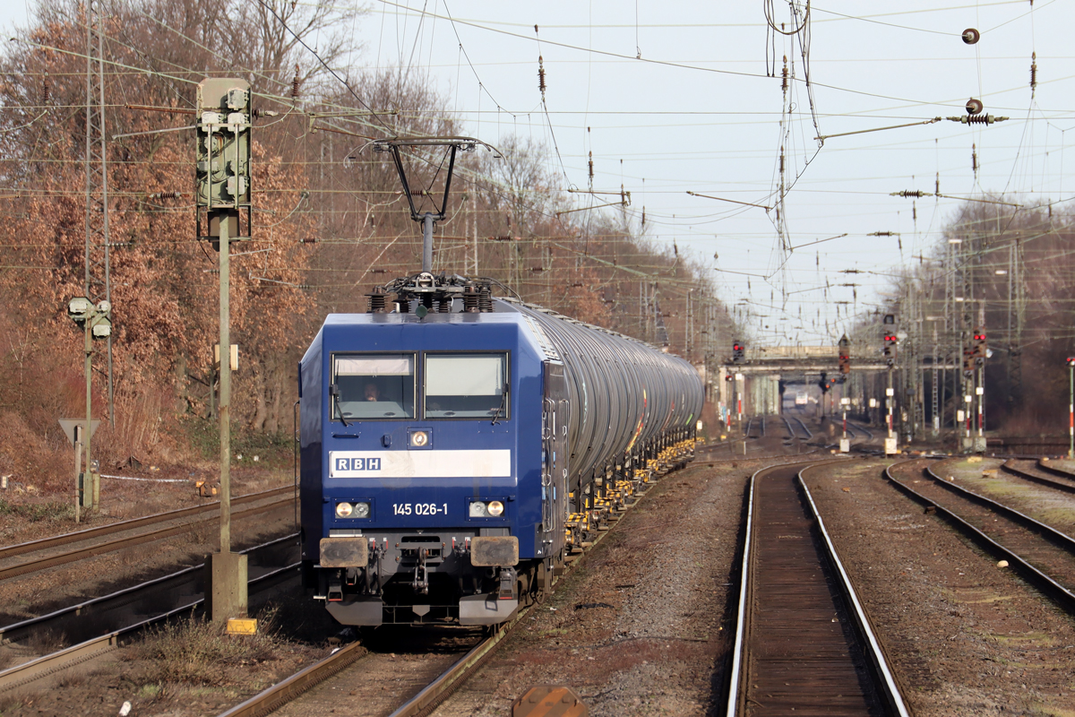 DBC 145 026-1 in Diensten von RBH in Recklinghausen-Süd 10.2.2024