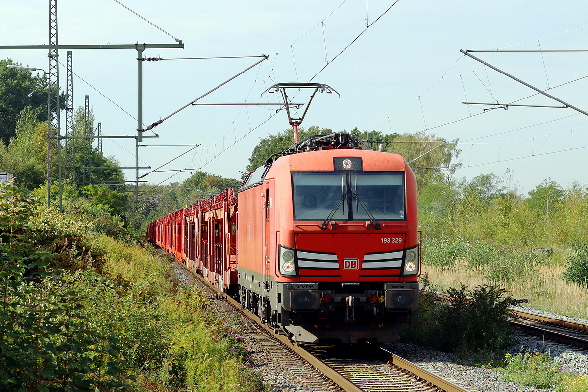 DBC 193 329 durchf�hrt mit einem leeren Autotransportzug Herten-Westerholt 26.9.2026