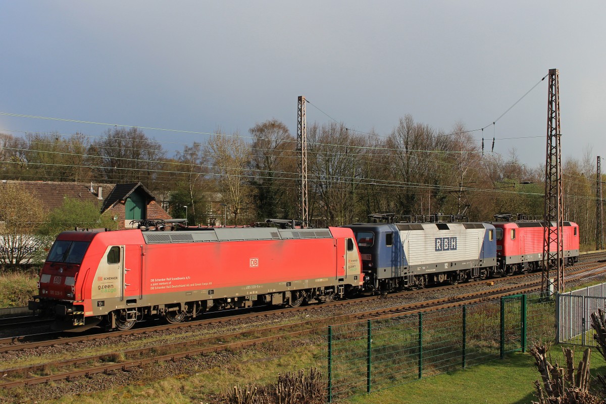 DB/GC 185 328 für die RBH am 24.3.14 am Ende eines Lokzuges in Ratingen-Lintorf.