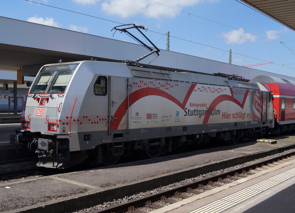 DB/SBB: BR 146 227-4 in Basel Badischer Bahnhof am 5. Mai 2017.
Foto: Walter Ruetsch 