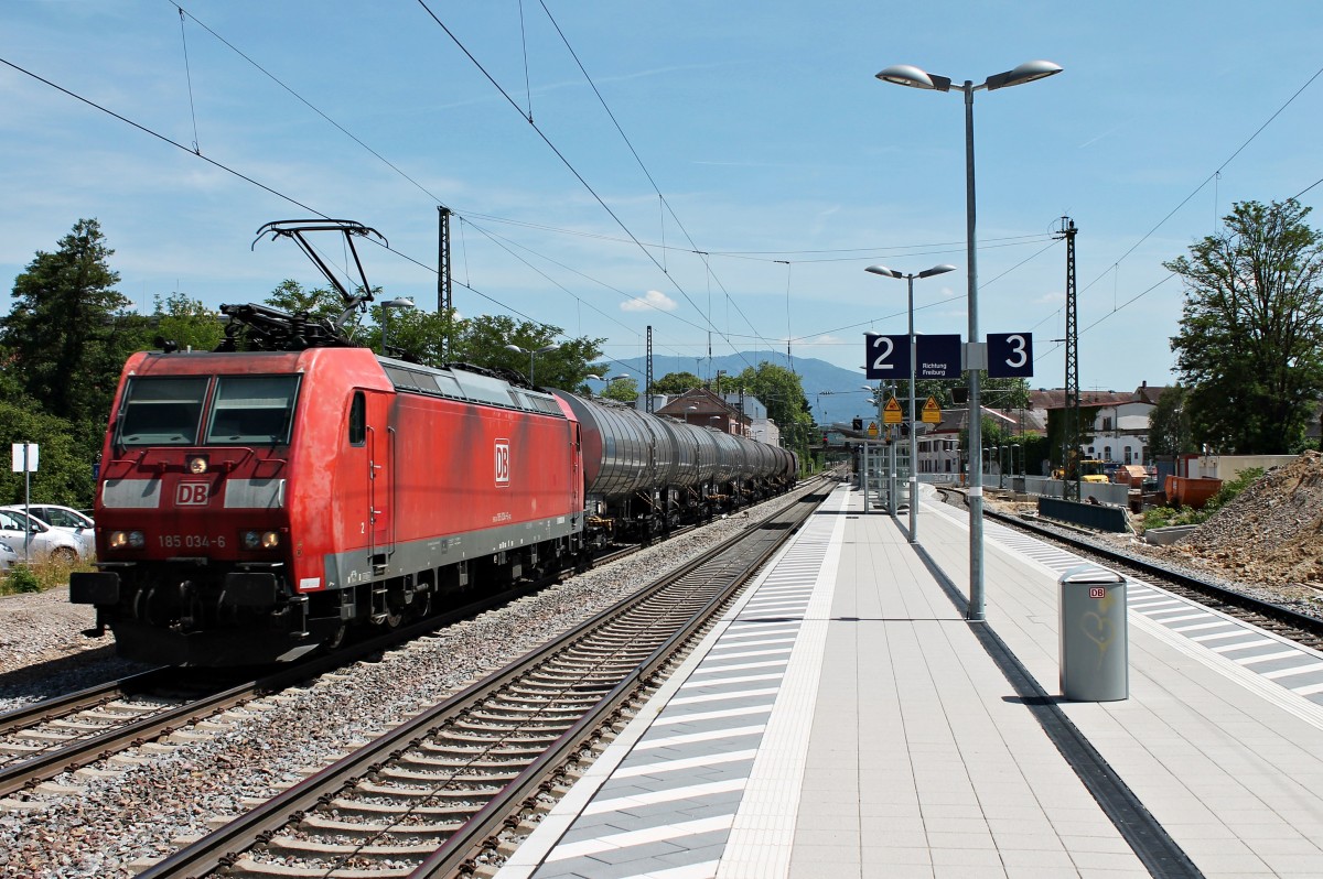 DBSC 185 034-6 am 07.06.2014 bei der Durchfahrt mit der Übergabe von Mulhouse Ville nach Offenburg in Emmendingen.