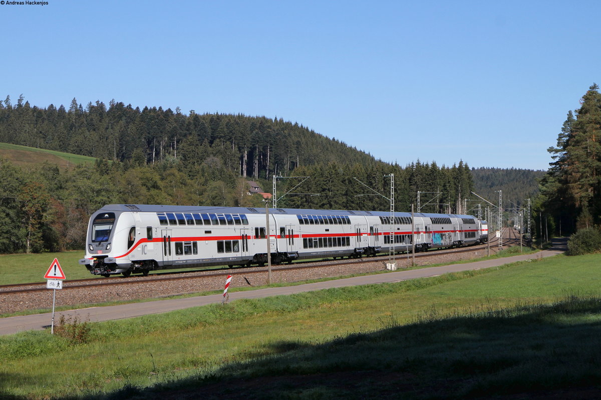 DbZ 92228 (Karlsruhe - Konstanz) mit Schublok 147 554-0 im Groppertal 17.9.18