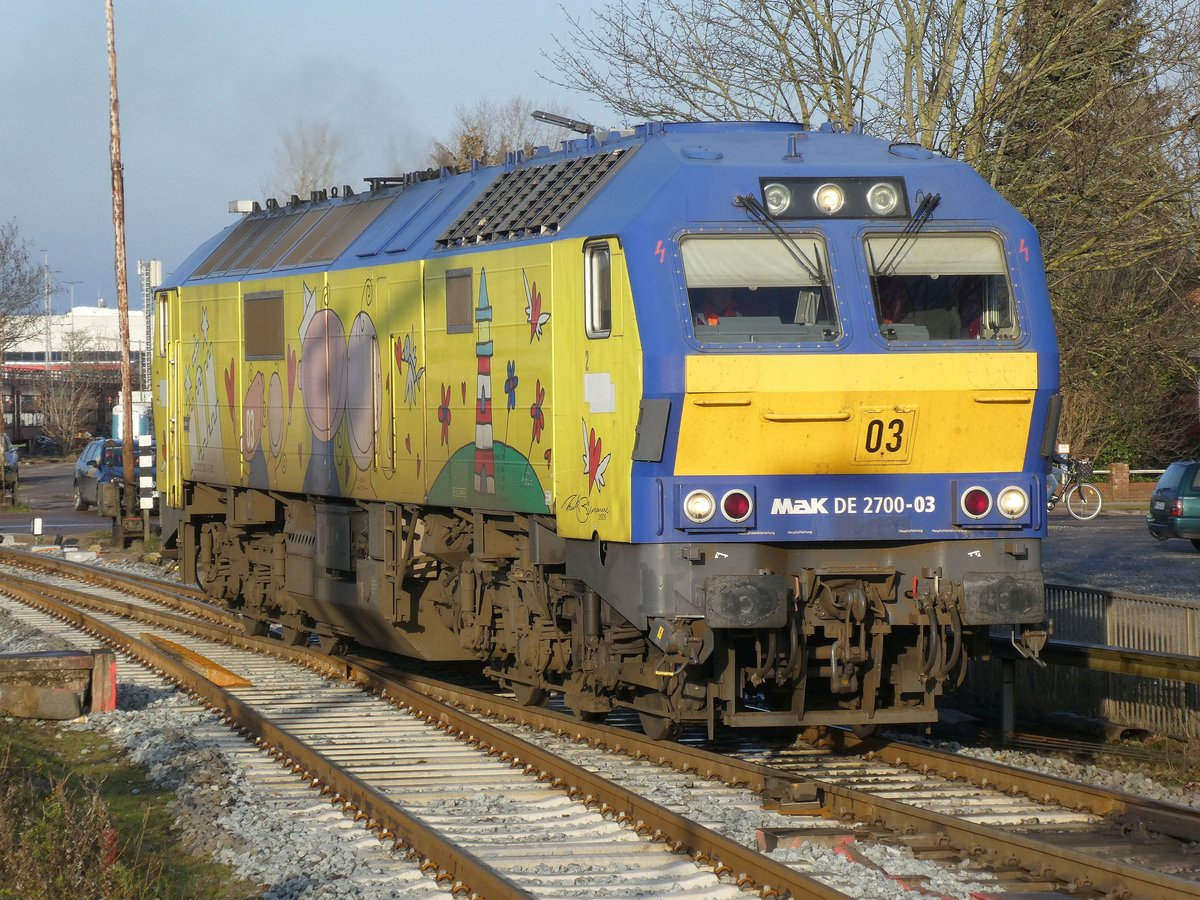 DE 2700-03 (251 003) von RDC am 13.12.19 in Niebüll.