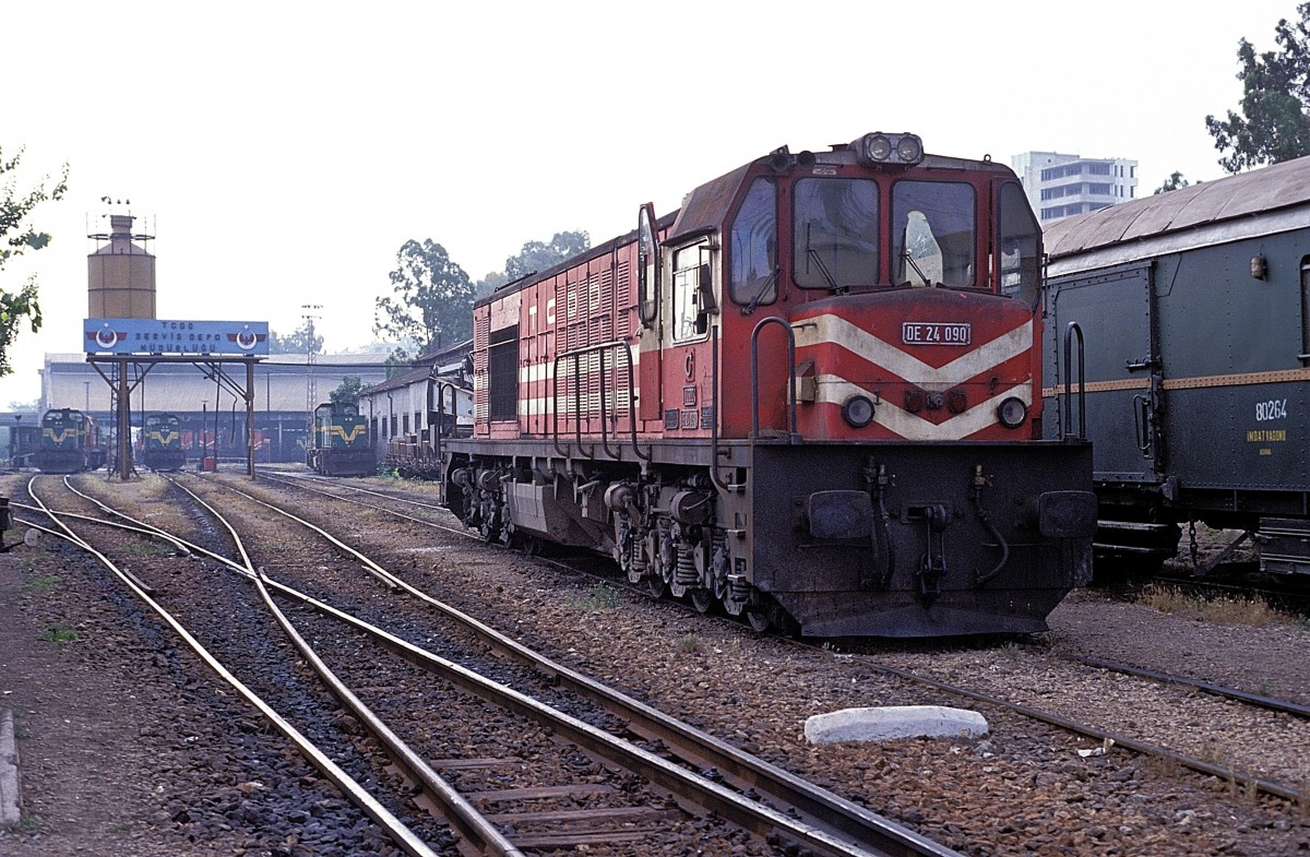 DE24 090  Adana  11.06.92