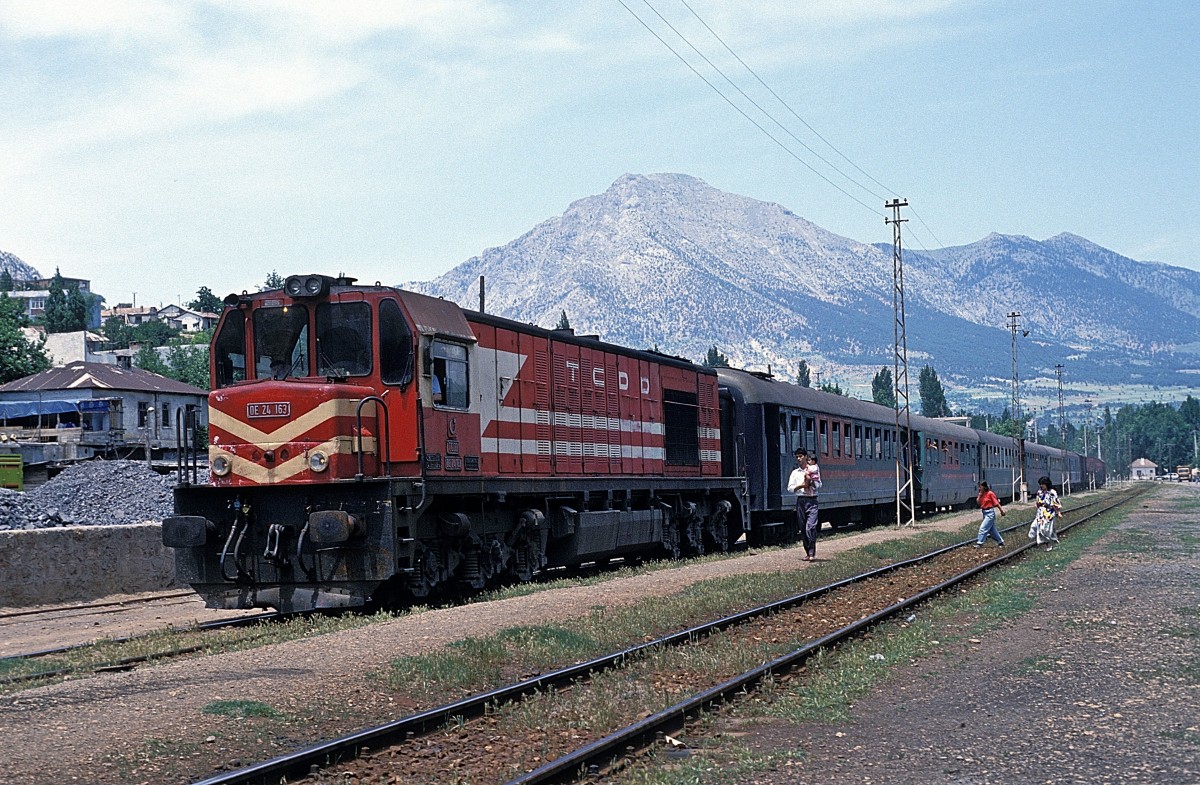 DE24 163  Pozanti  12.06.92