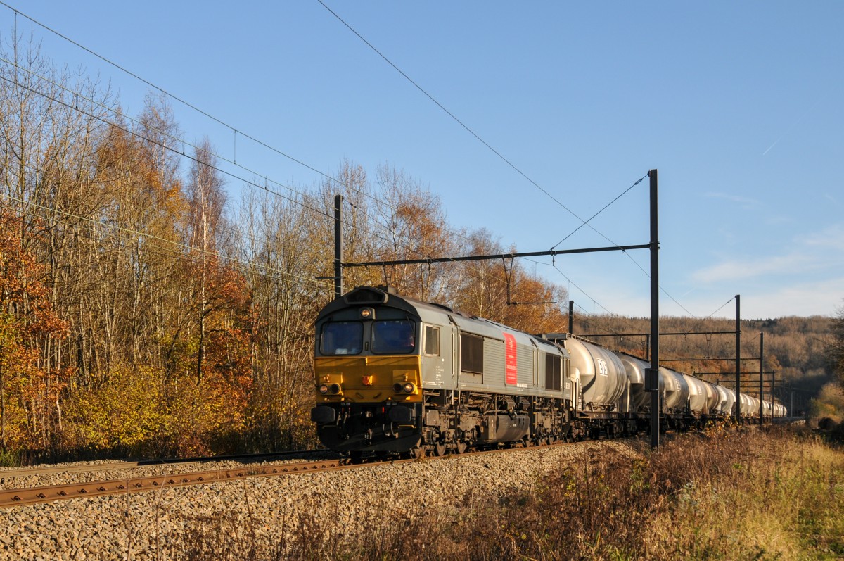 DE6309 von Crossrail kurz nach dem Viadukt von Remersdael auf dem Weg von Aachen-West Richtung Visé. Die Aufnahme stammt vom 22/11/2014.