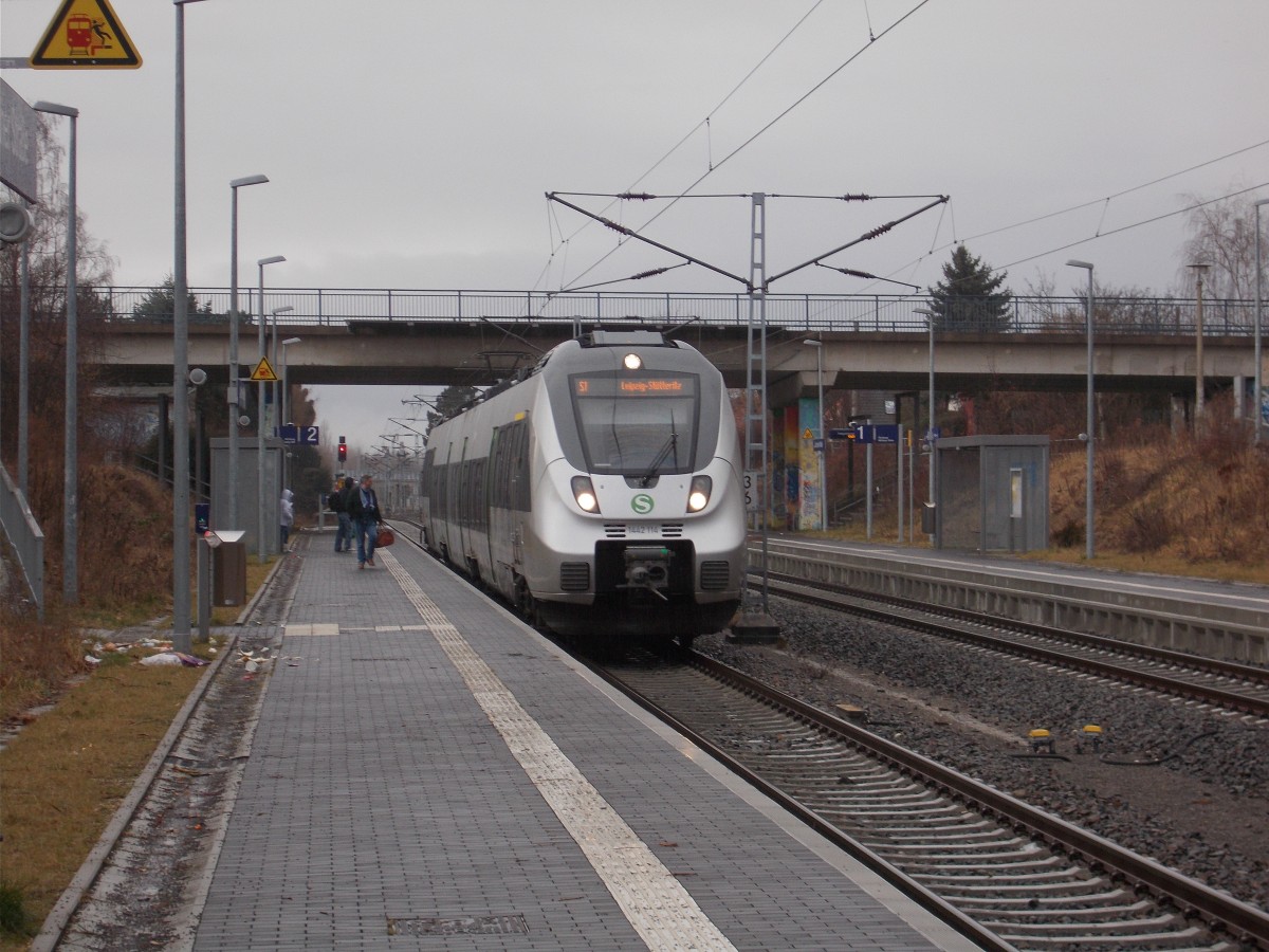 Der 1442 114 bei der Einfahrt,am 14.Februar 2016,in die Station  Leipzig Karlsruher Straße .