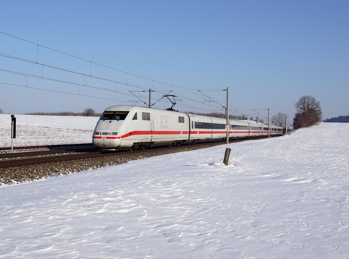 Der 401 501 als ICE am 20.01.2017 unterwegs bei Ramelsbach.