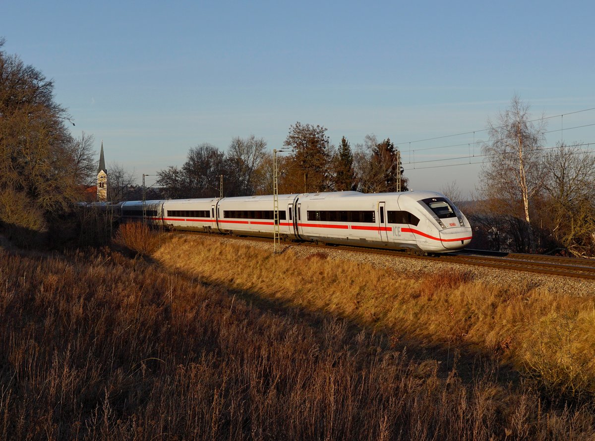 Der 412 007 als ICE nach München am 28.12.2018 unterwegs bei Fahlenbach.