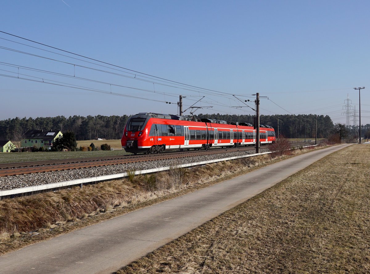 Der 442 766 als S 4 nach Ansbach am 24.02.2018 unterwegs bei Heilsbronn.