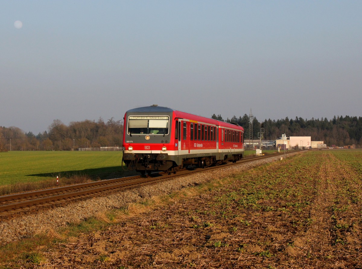 Der 628 574 als RB nach Mühldorf am 14.03.2014 unterwegs bei Altötting.
