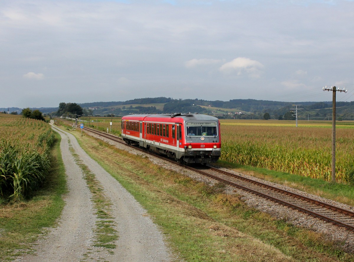 Der 628 578 als RB nach Passau am 14.09.2013 unterwegs bei Schwaibach.
