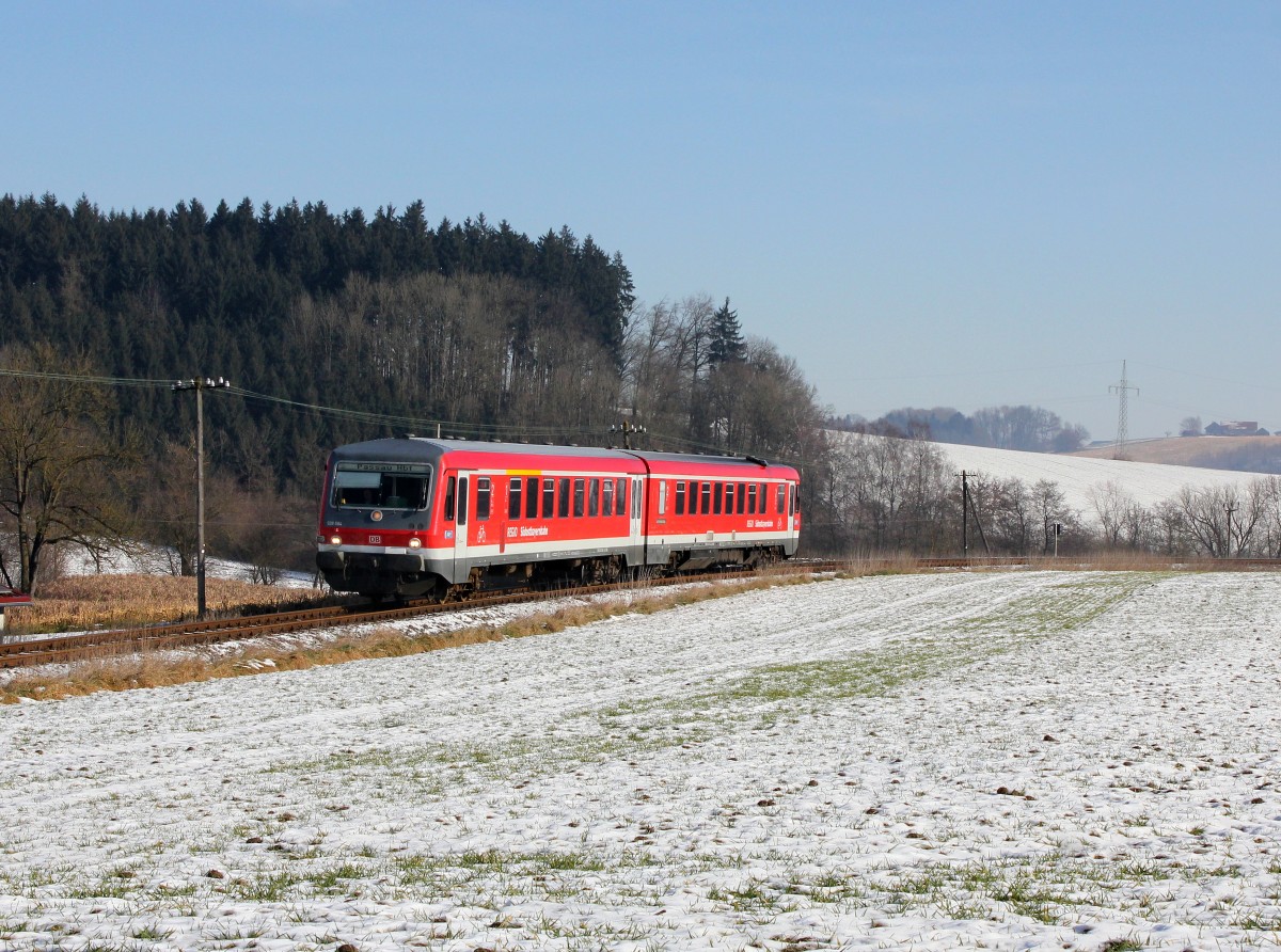 Der 628 584 als RB nach Passau am 01.02.2014 unterwegs bei Engertsham.
