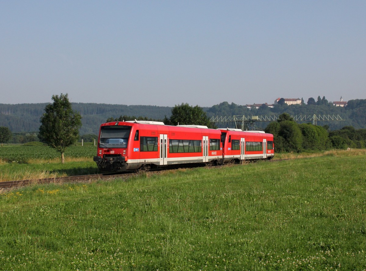 Der 650 321 und der 650 317 als RB am 05.07.2015 unterwegs bei Mailand.