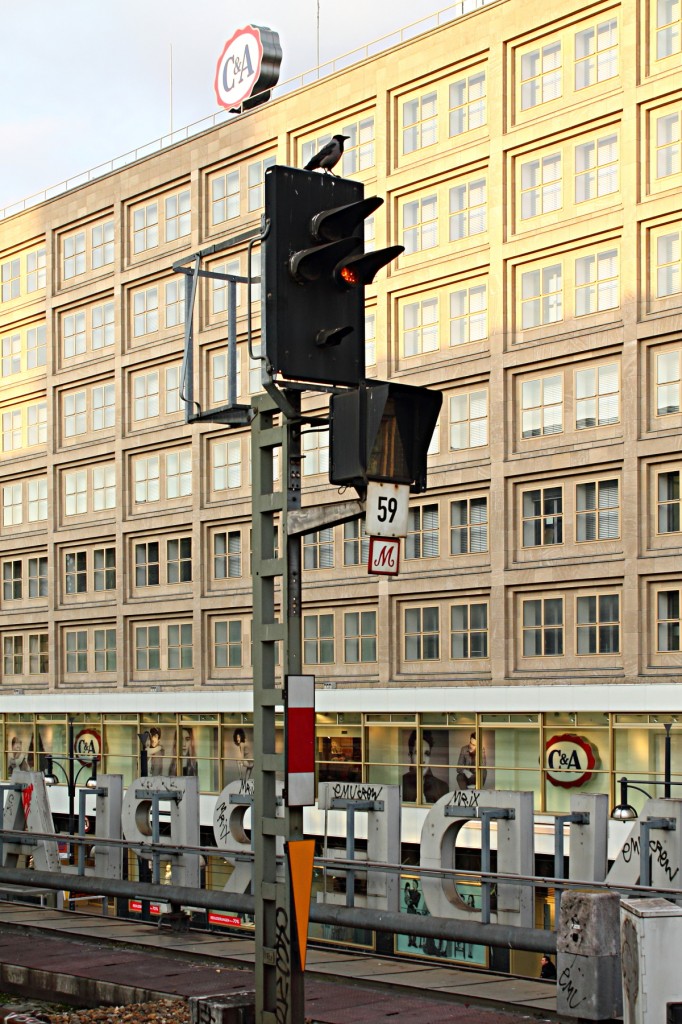 Der „Signalmechaniker“ der Berliner S-Bahn am 27.02.2016 in Berlin Alexanderplatz.