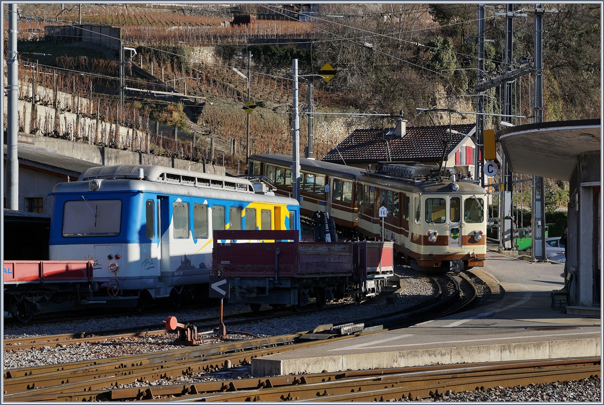 Der A-L BDeh 2/4 steht so ungeschickt in Aigle-Depot, dass ich ihn nur als mit dem ausfahrenden A-L BDeh 4/4 302 einigermassen sinnvoll abbilden konnte.
14. Dez. 2016