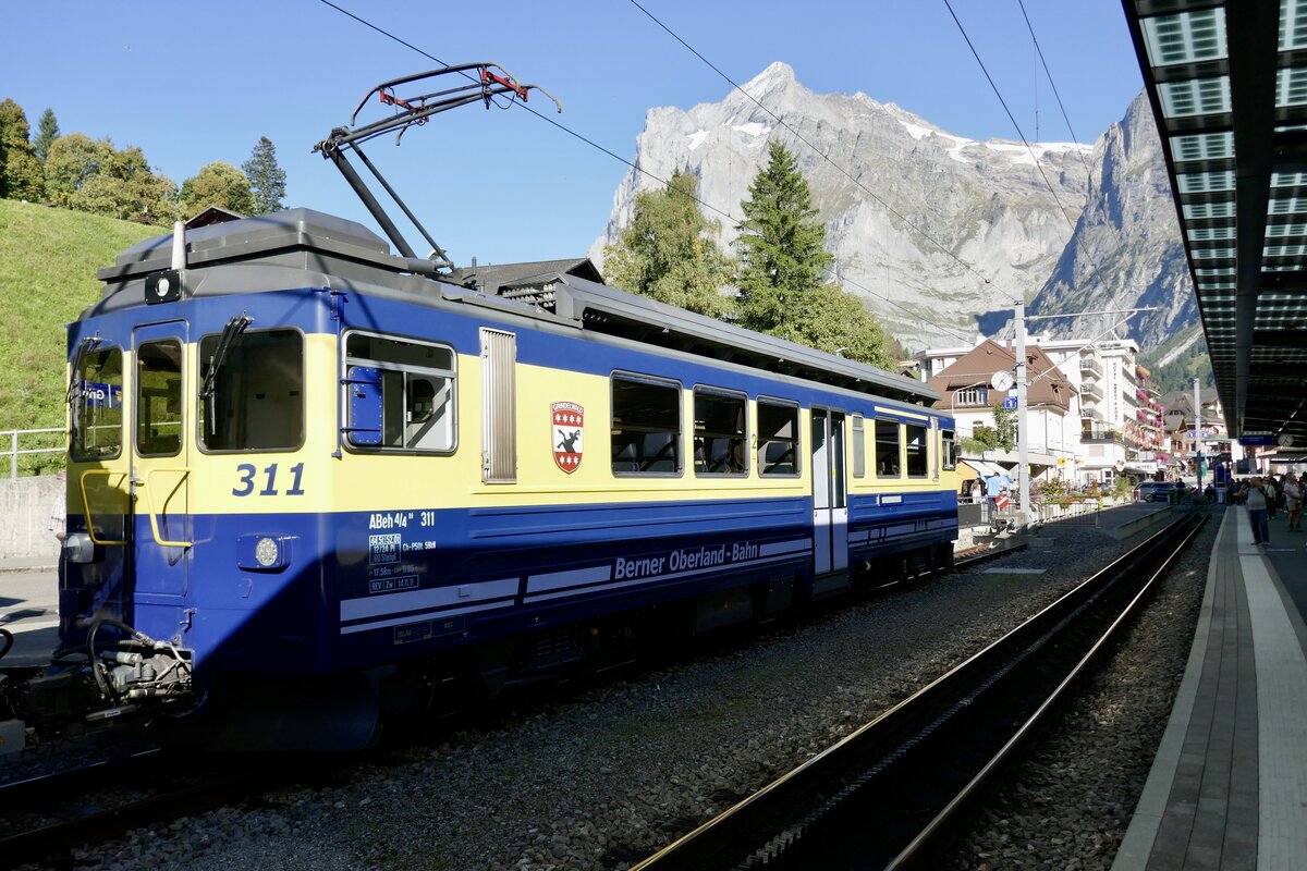 Der ABeh 4/4 II 311  Grindelwald  am 19.9.25 zum letzten mal in seinem Namensgebenden Ort Grindelwald.