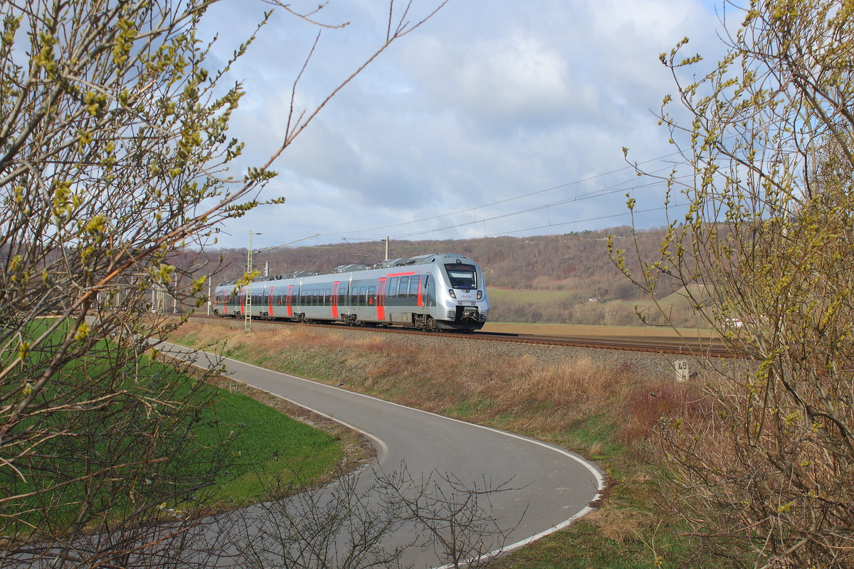 Der Abellio als RB von Eisenach nach Leipzig Hbf. mit einem 9 442 Triebwagen auf der KBS 580 erreicht in kürze Naumburg. Aufgenommen bei den wenigen Sonnigen Momenten am 11.03.2019