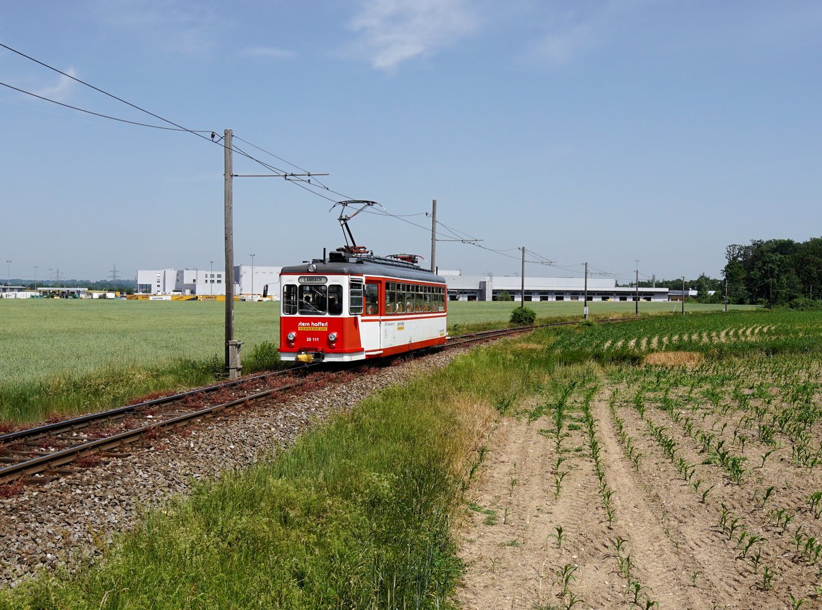 Der B4 ET 20 111  als R nach Lambach am 14.06.2019 unterwegs bei Lambach.