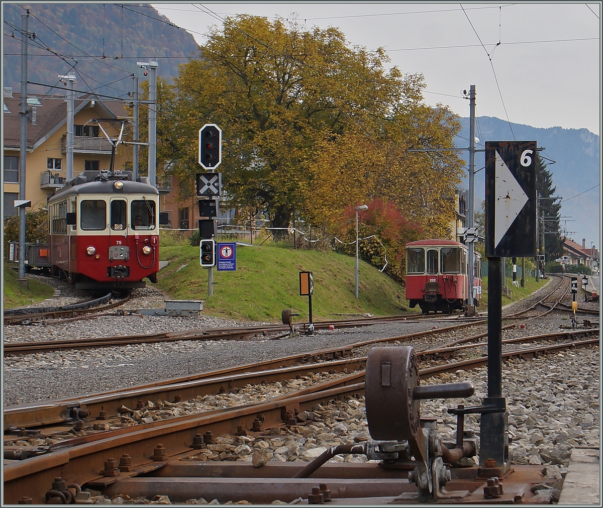 Der CEV  MVR BDeh 2/4 N° 75 erreicht, von Les Pleiadas kommend, Blonay.
24. Okt. 2015