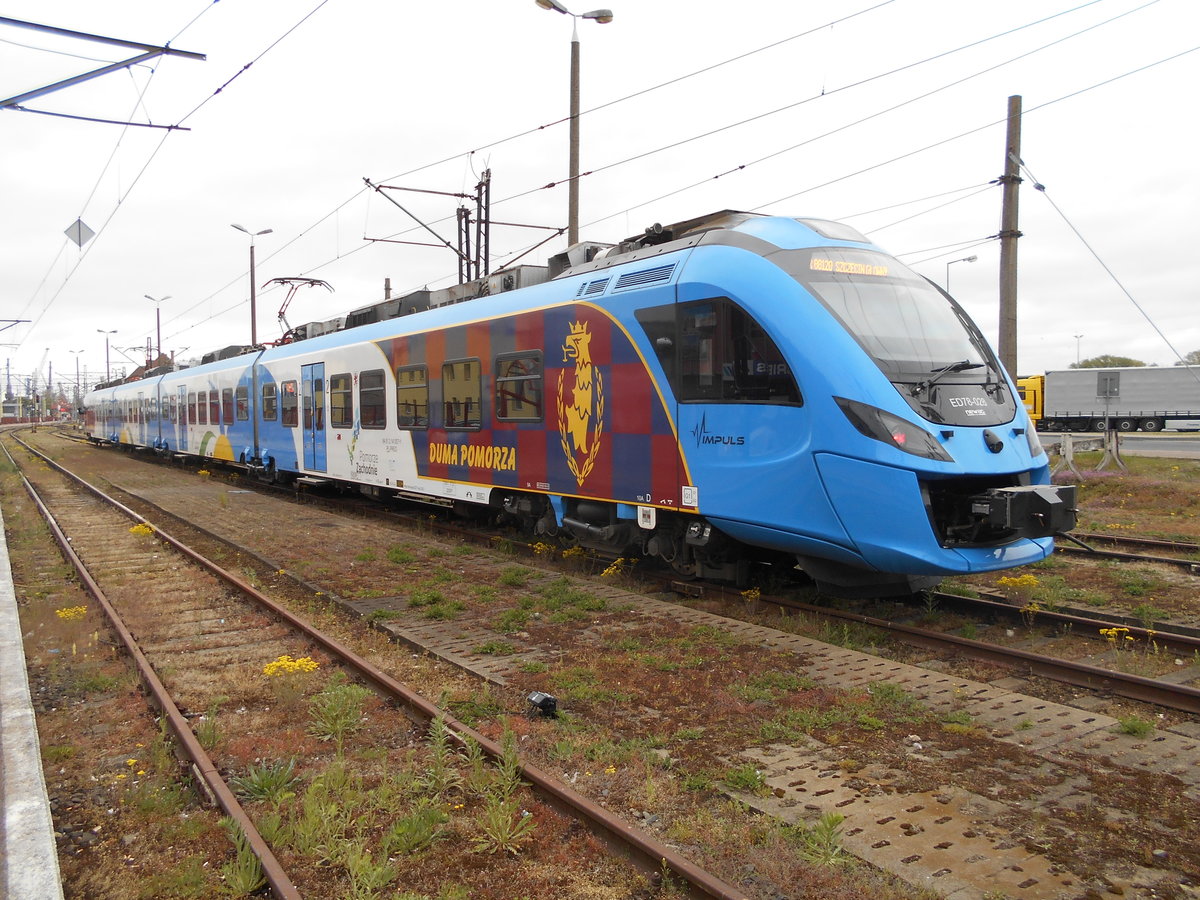 Der ED78-028 abgestellt vor dem Streckenende,am 02.Mai 2019,in Swinoujscie Port.