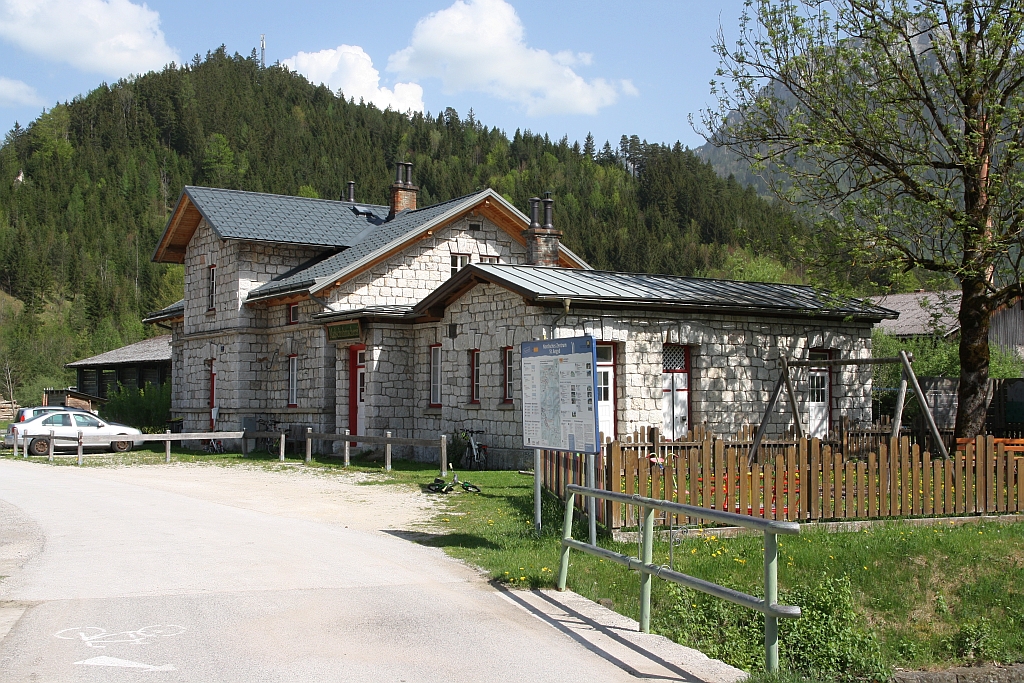 Der ehemalige Bahnhof Kernhof, einst Endpunkt der Traisentalbahn, am 29.April 2018.