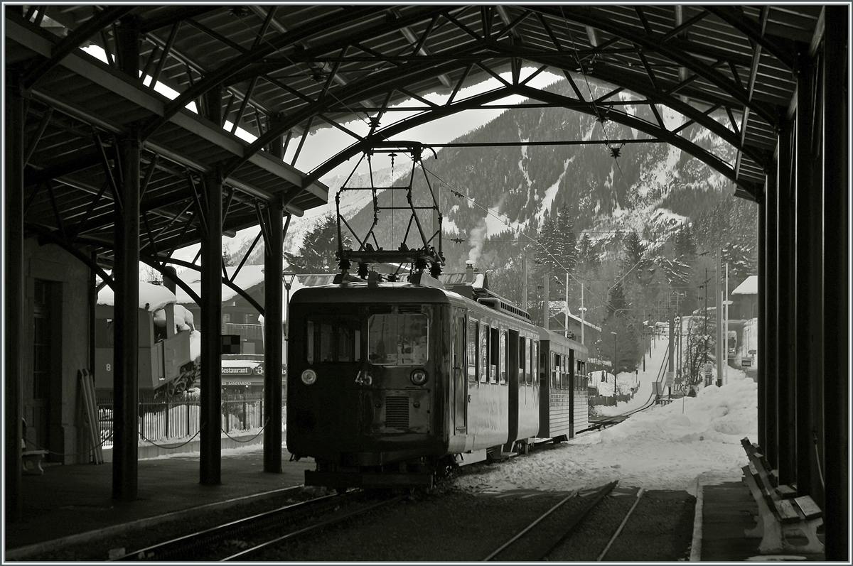 Der erste Zug nach Montvers (Mer de Glace) wartet in Chamonix auf die Fahrgäste.
10. Feb. 2015