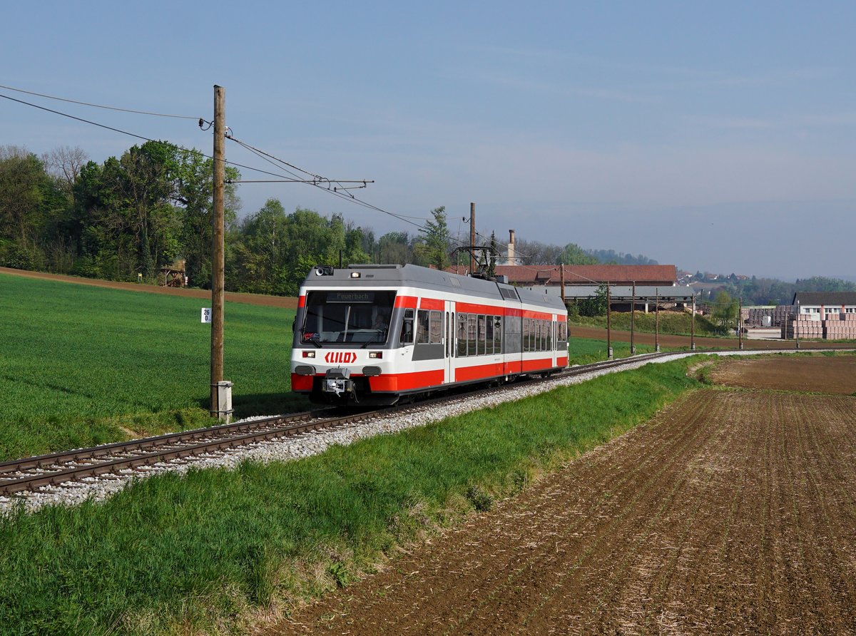 Der ET 22 151 nach Peuerbach am 01.05.2019 unterwegs bei Eferding.