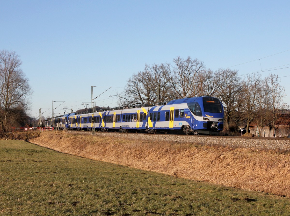 Der ET 313 als M nach Salzburg am 27.12.2013 unterwegs bei Bernau.