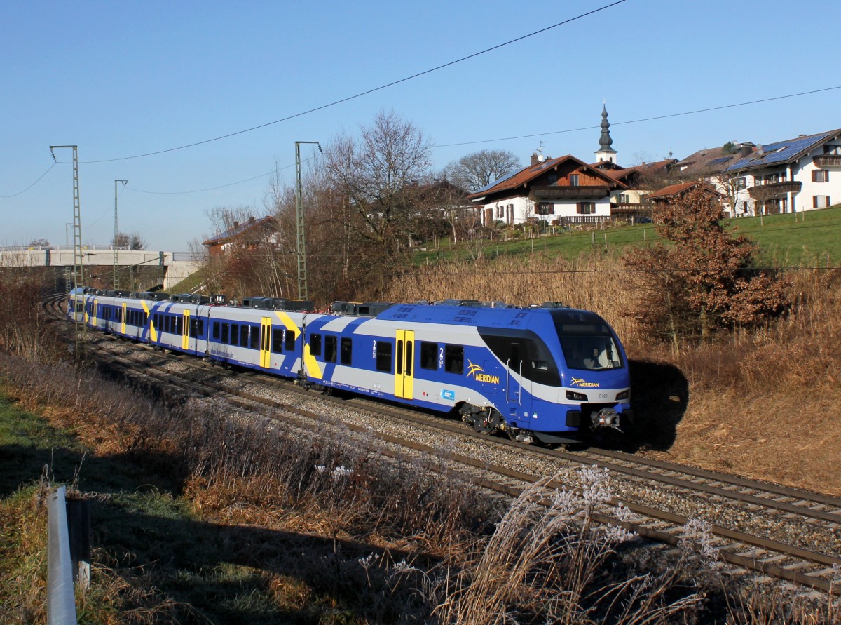 Der ET 322 bei einer Probefahrt am 14.12.2013 unterwegs bei Straß.