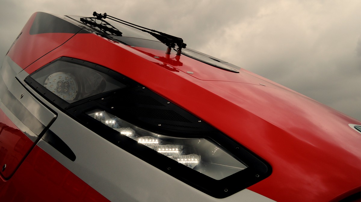 Der ETR 1000 vor düsterer Kulisse. (InnoTrans, 25.09.2014)