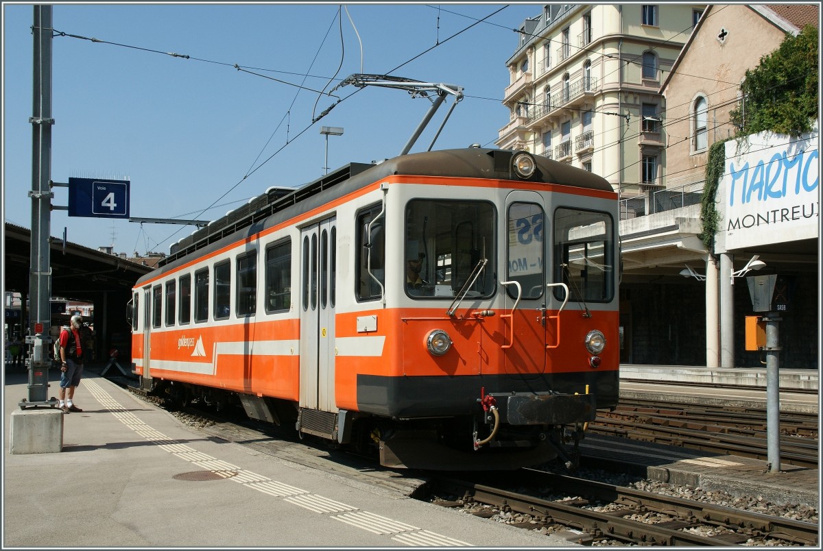 Der ex SNB Be 4/4 1007 ist nun bei der MOB im Einsatz.
Montreux, den 22. August 2013