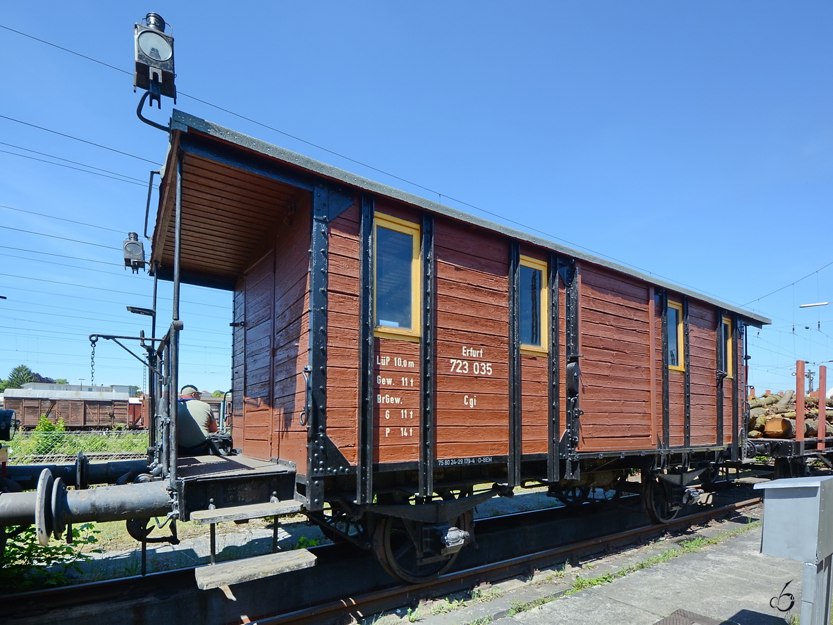 Der Gepäckwagen Erfurt 723 035 CGI war Anfang Juni 2019 im Bayerischen Eisenbahnmuseum Nördlingen ausgestellt.
