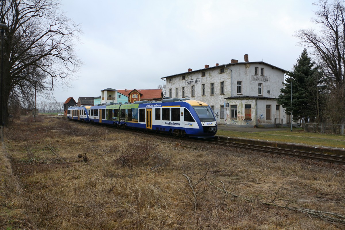 Der Hex bei der Durchfahrt in Hadmersleben nach Magdeburg HBF am 11.03.2015
