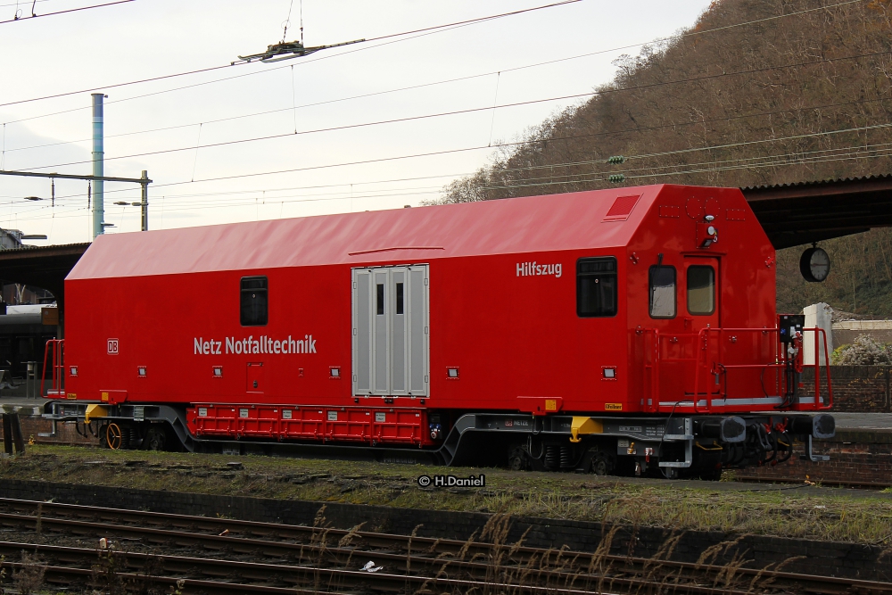 Der Hilfszug von Netz Notfalltechnik in Hagen Hbf, Dezember 2015.