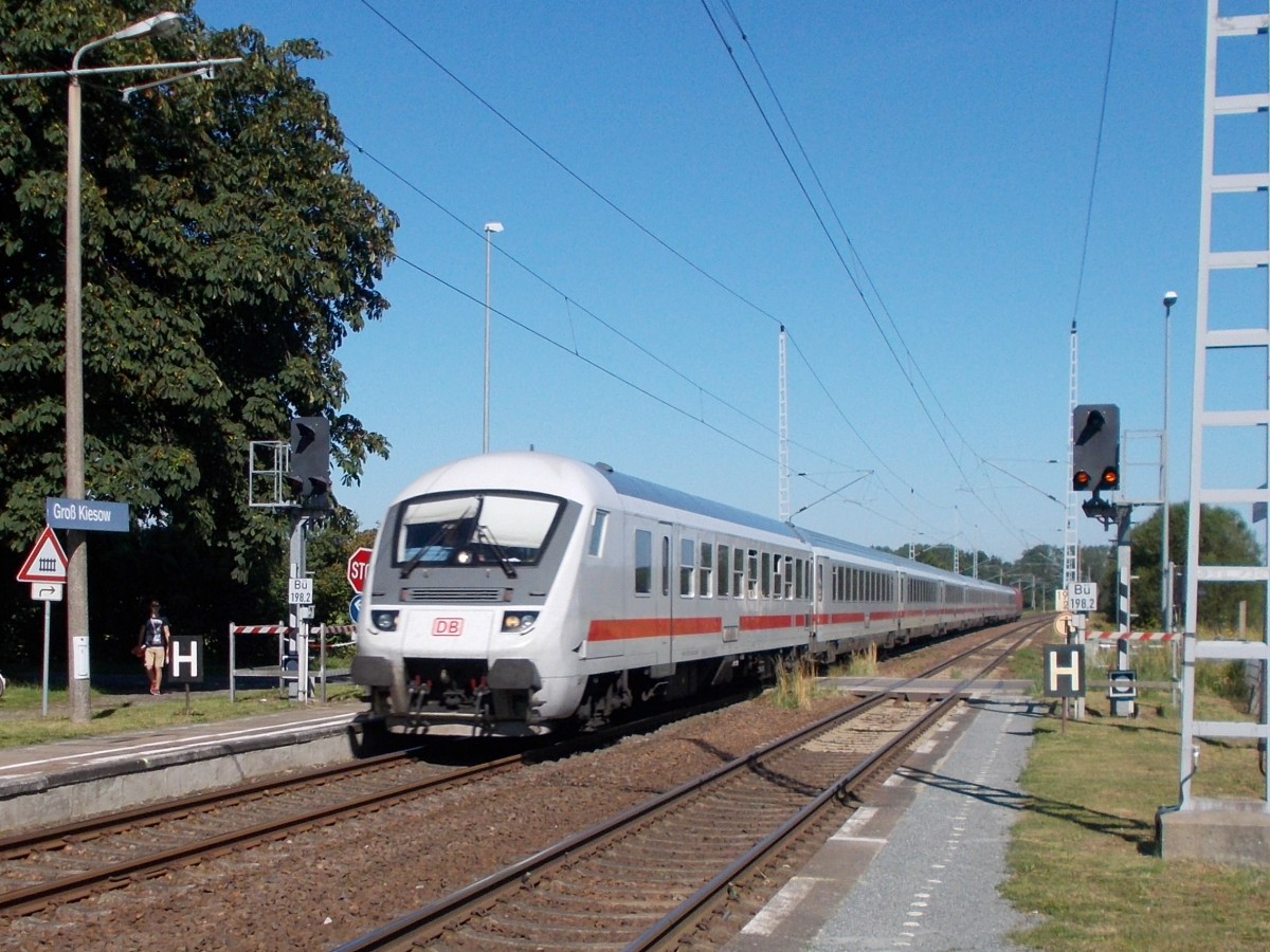 Der IC 2356 Binz-Frankfurt/Main Hbf kam,am 19.Juli 2014,durch die Station Groß Kiesow(Strecke Stralsund-Berlin).