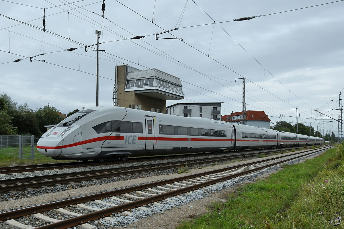 Der ICE4 9202 wurde hier im August 2021 bei der Ankunft in Greifswald abgelichtet.