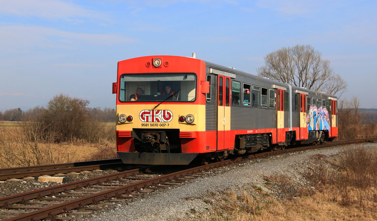 Der  James Bond  unter den 70igern 5070.007-7 bei Lannach am 16.03.2017