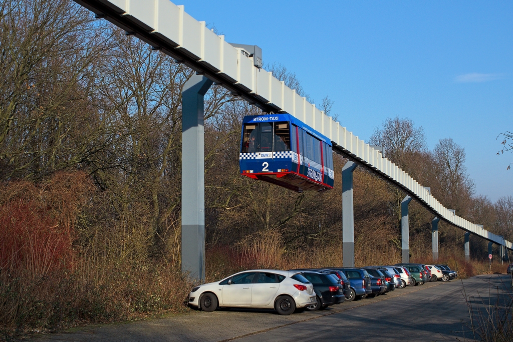 Der von Juni 2012 bis November 2013 nicht einsatzfähige Wagen 2 fuhr am 30.1.2014 auf der Linie 1 und steuerte auf sein Ziel Eichlinghofen zu