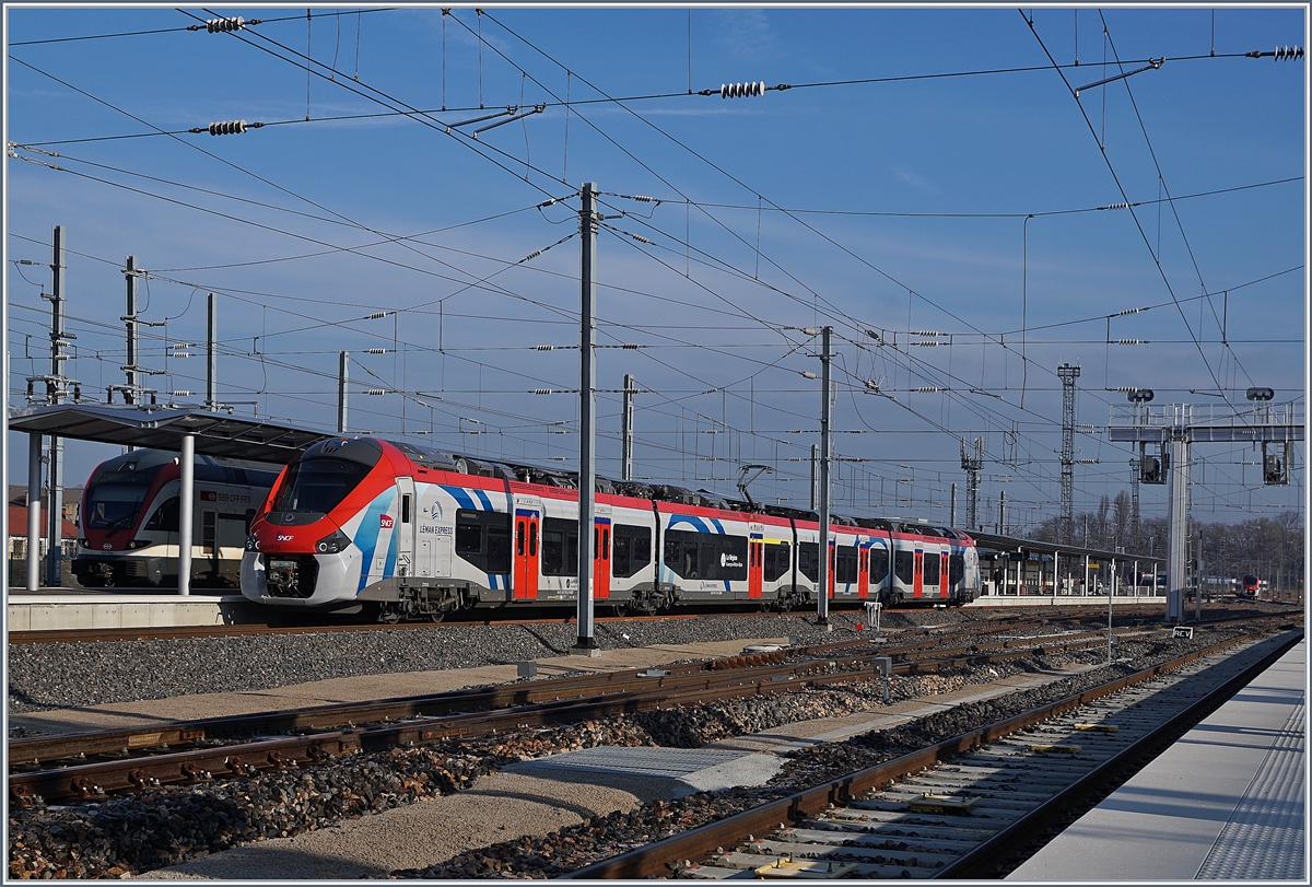 Der Léman Express SNCF Z 31 515 M verlässt Annemasse in Richtung Coppet. 

21. Januar 2020