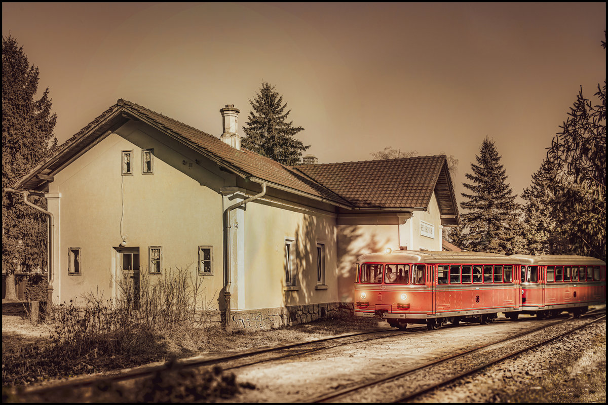 Der legendäre Rote Blitz im Bahnhof Heimschuh ,.... 
 
Das Bild stammt aus den frühen 2020igern ;-) 
14.01.2020