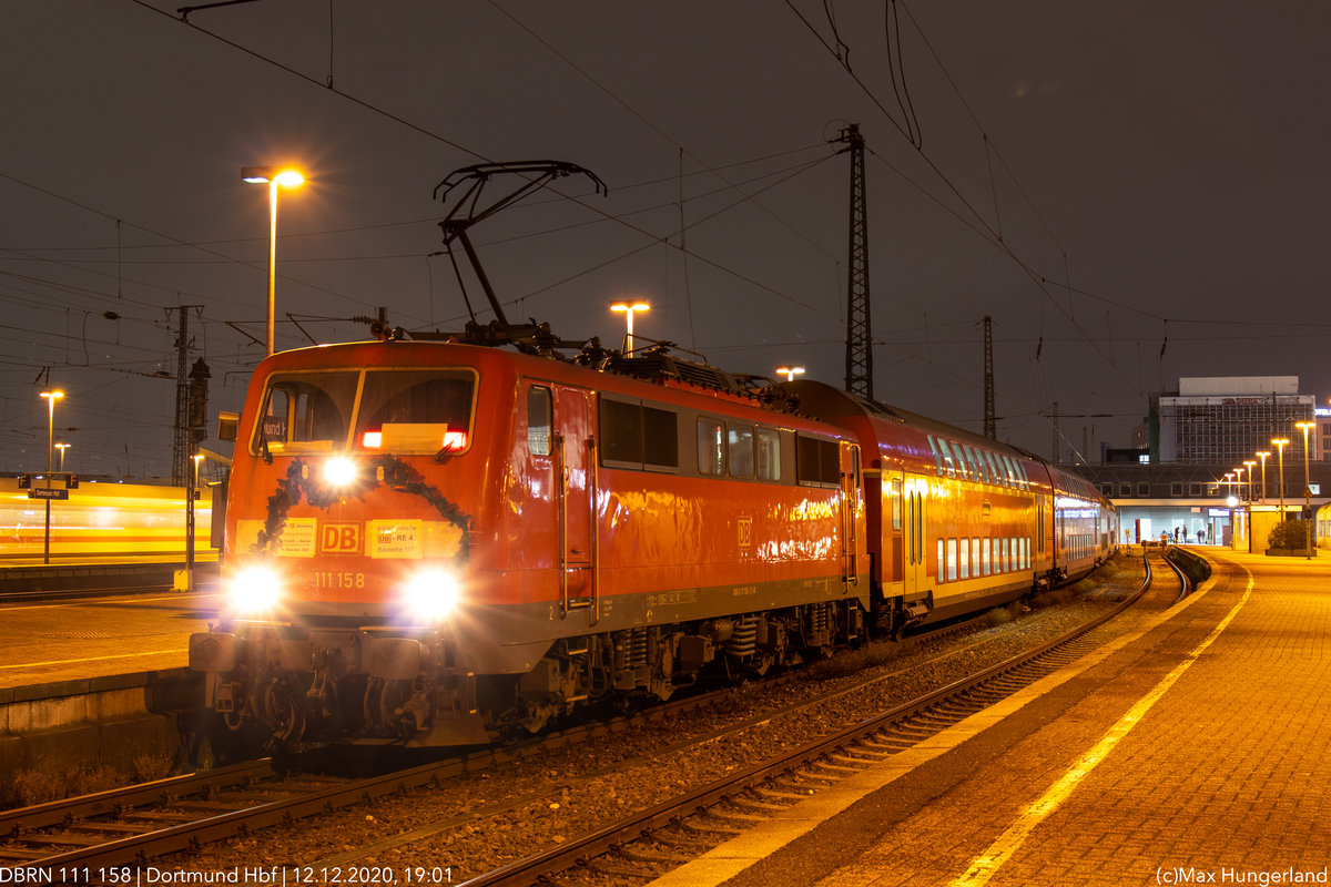 Der letzte gezogene RE4 im Dortmunder Hbf.